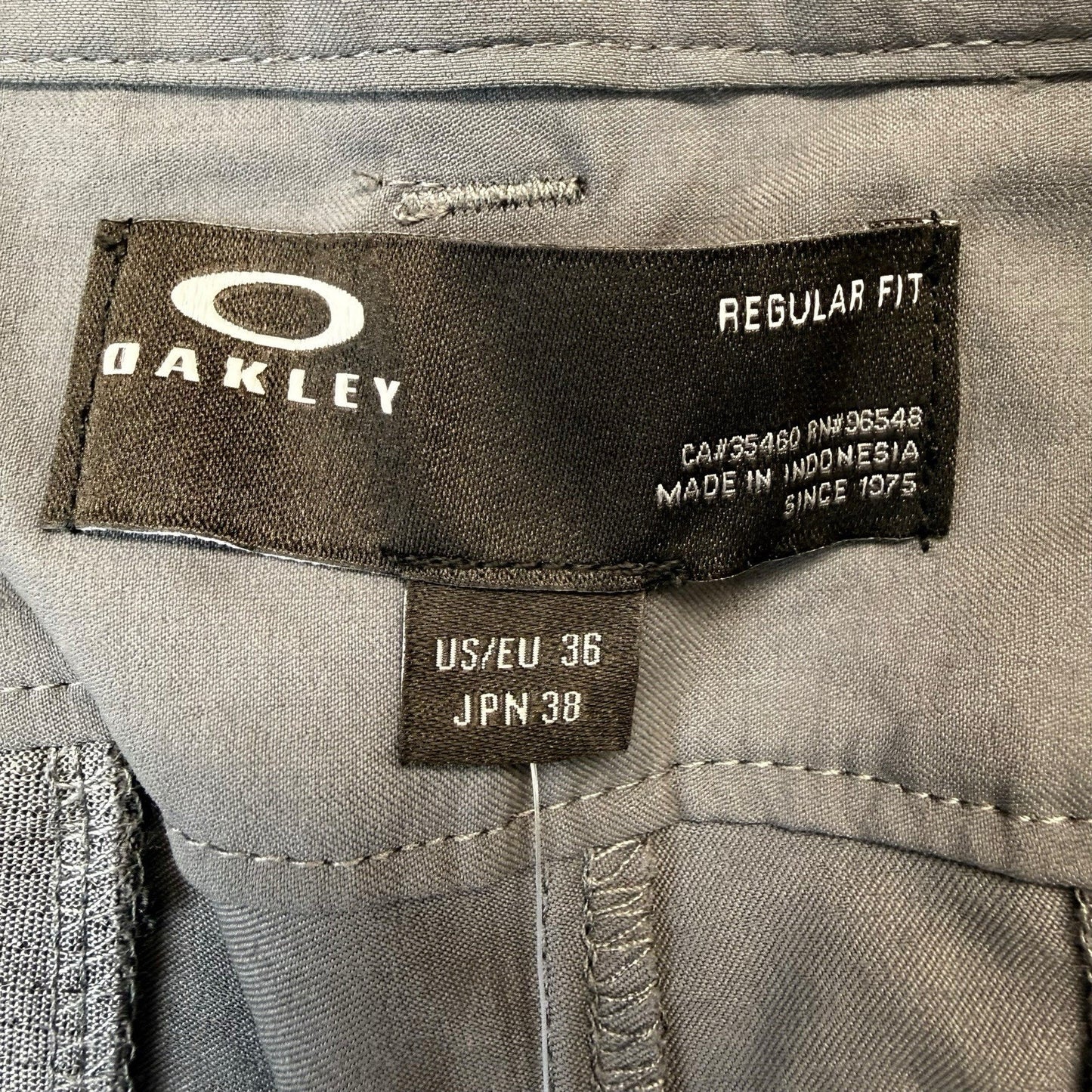 Oakley Men’s 36x30 Gray Performance Pants Regular Fit Outdoor Golf NEW