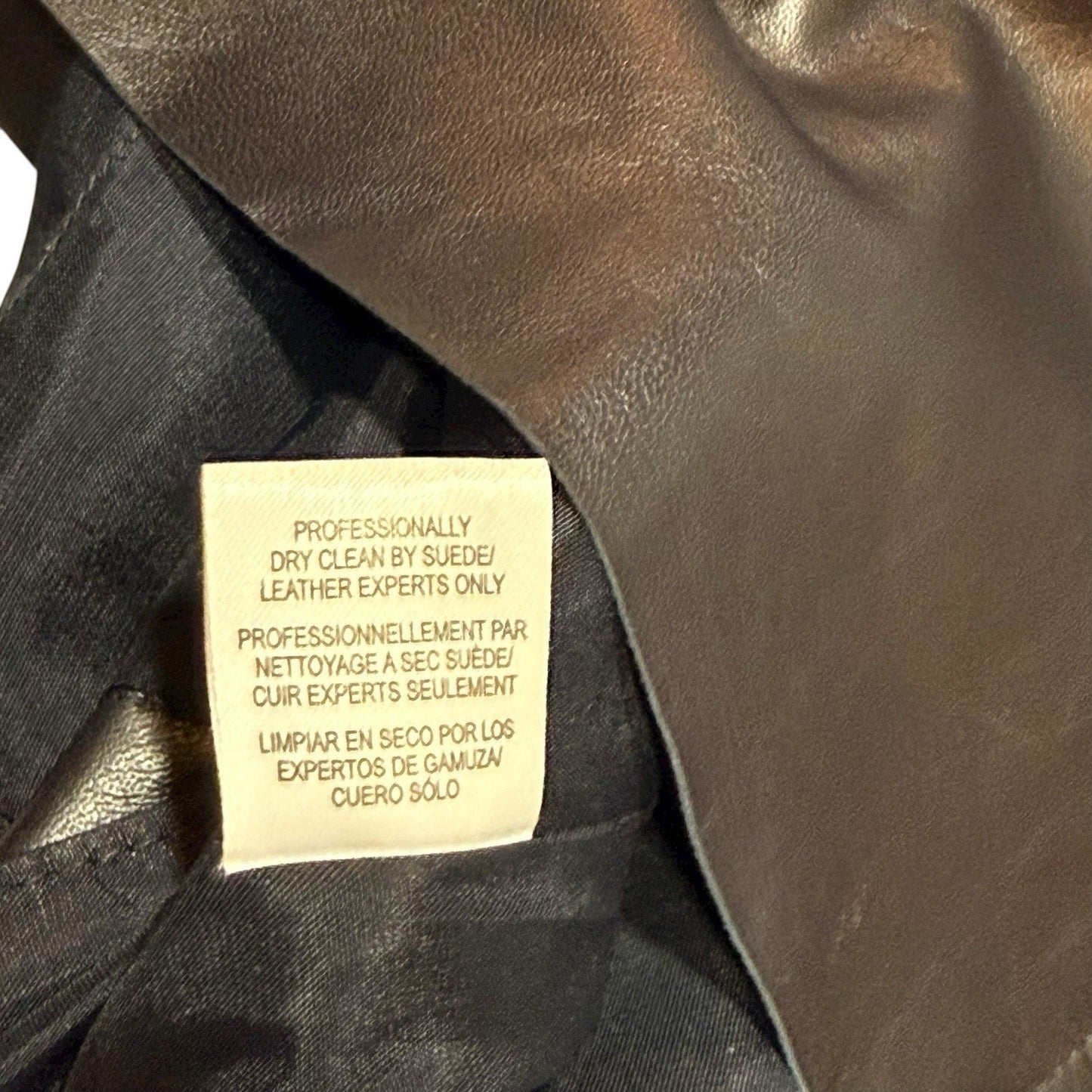 W by Worth Women’s Black Leather Sleeveless Top Size 0 Button Detail Blouse