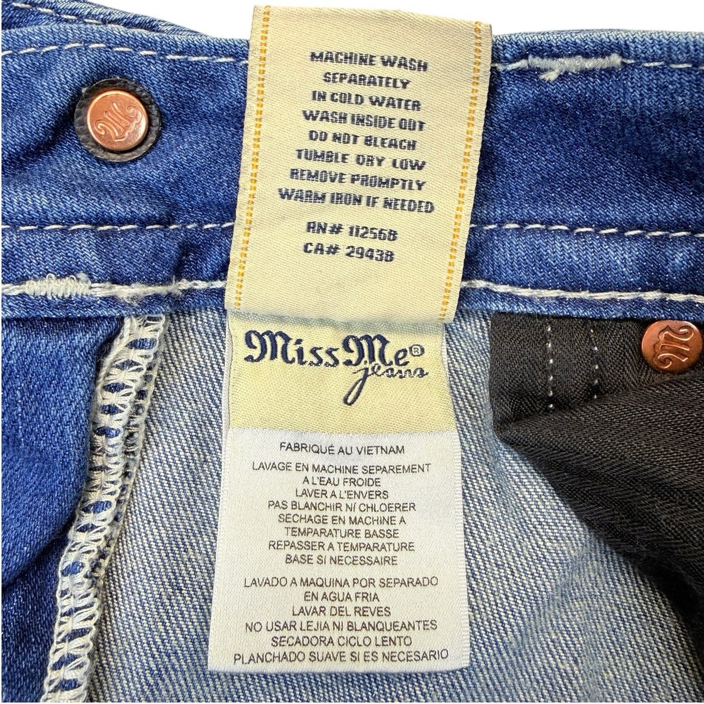 Miss Me Embroidered Patch Jeans Size 30 Distressed Floral Denim Women's
