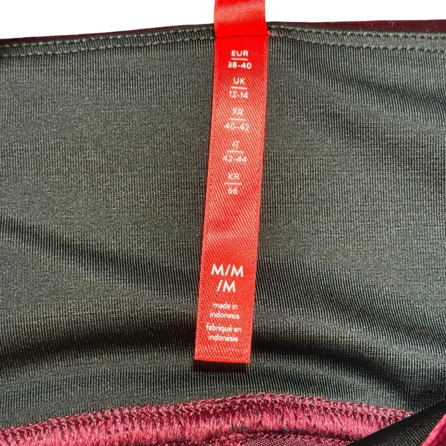 Spanx Velvet Leggings Women’s Size M Burgundy High Waist Pull-On Pants NWT