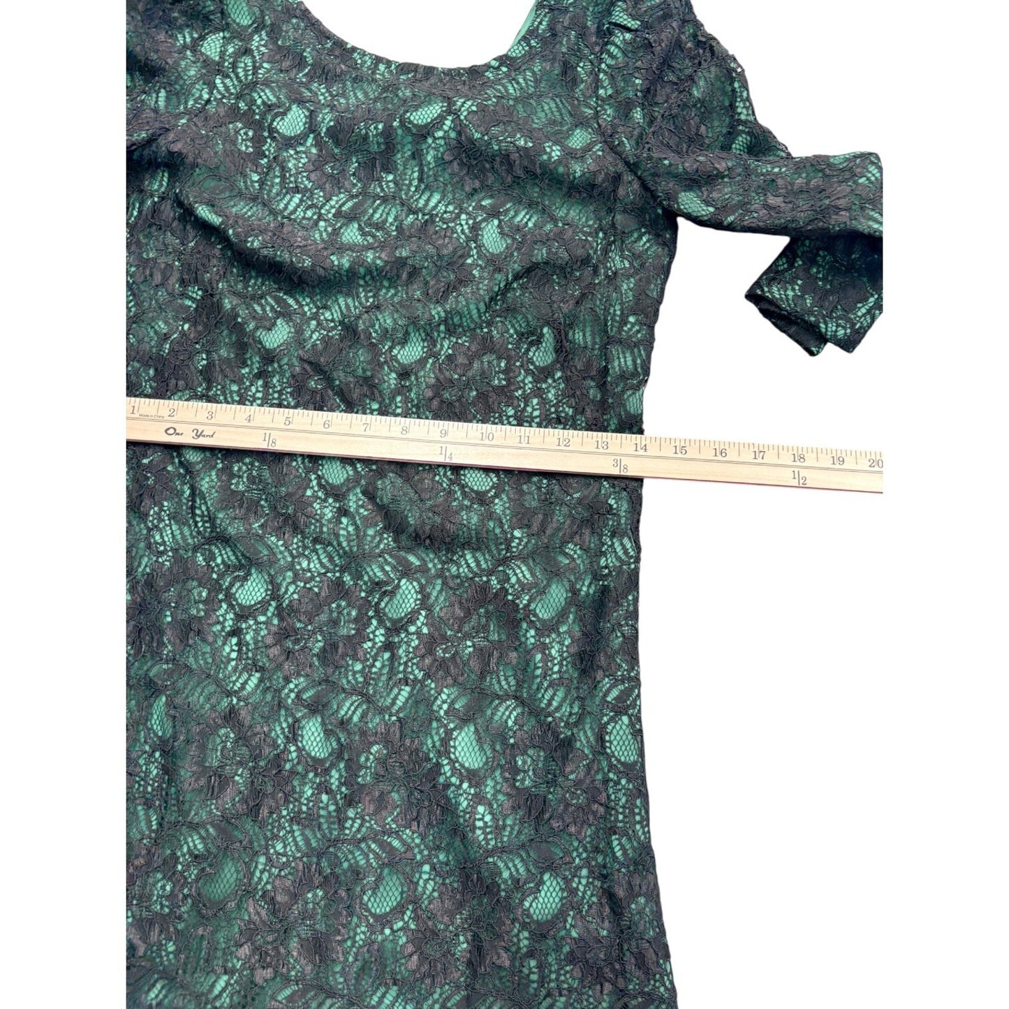 Tegan Women's Green With Black Overlay Lace Dress 3/4 Sleeve Elegant Size 0 XS