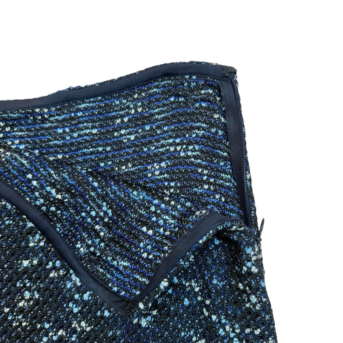 St. John Collection Knit Skirt Blue Black Tweed Size 14 Made in USA Luxury Desig Women's