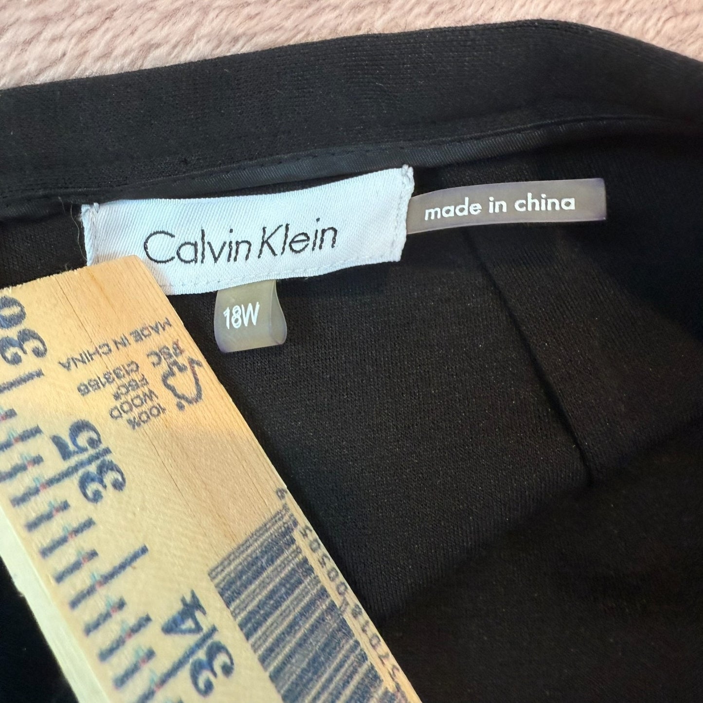 NEW Calvin Klein Women's Size 18 Black Sleek Business Formal Plain Pencil Skirt