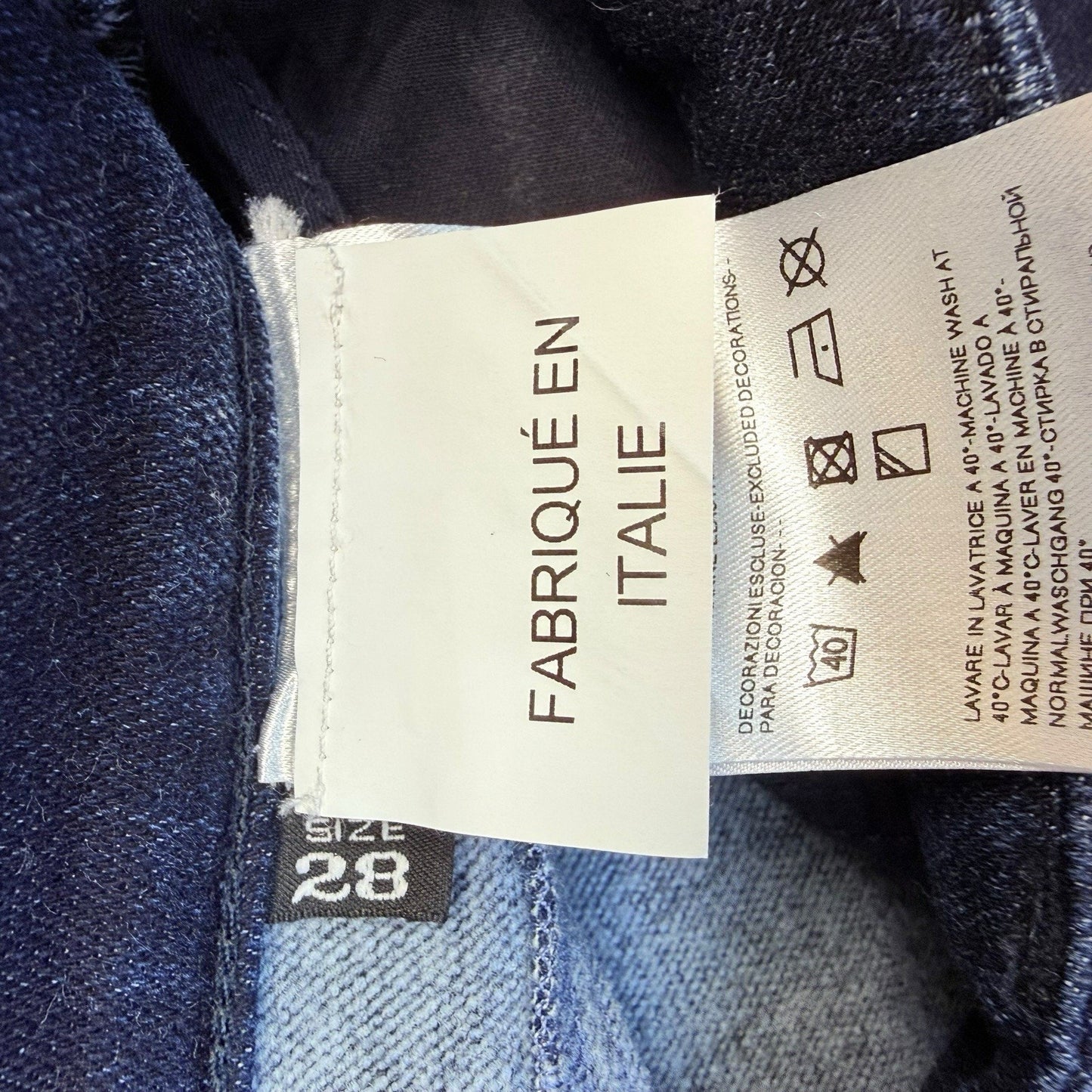 Giorgio Armani Jeans Size 28 Dark Wash Straight Leg Made Italy Women's