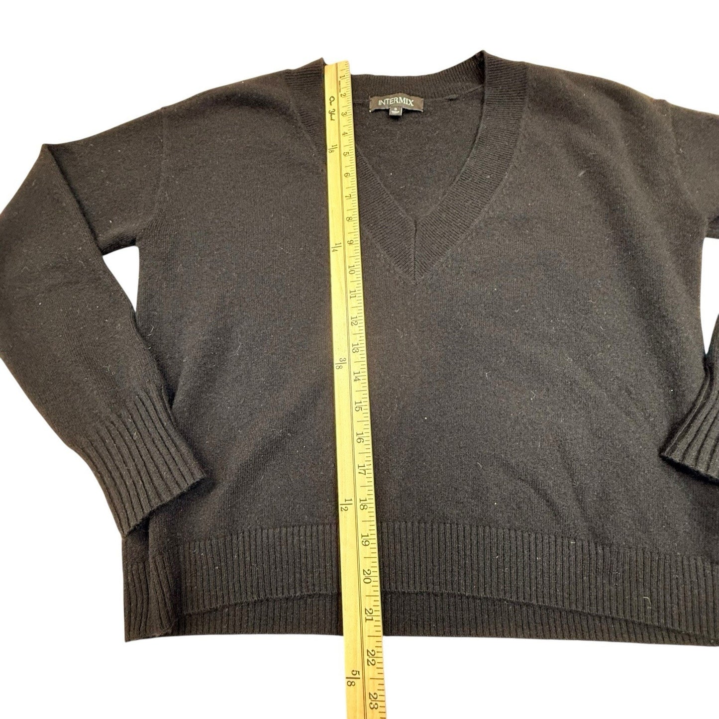 INTERMIX 100% Cashmere V Neck Sweater Black Size S Women's