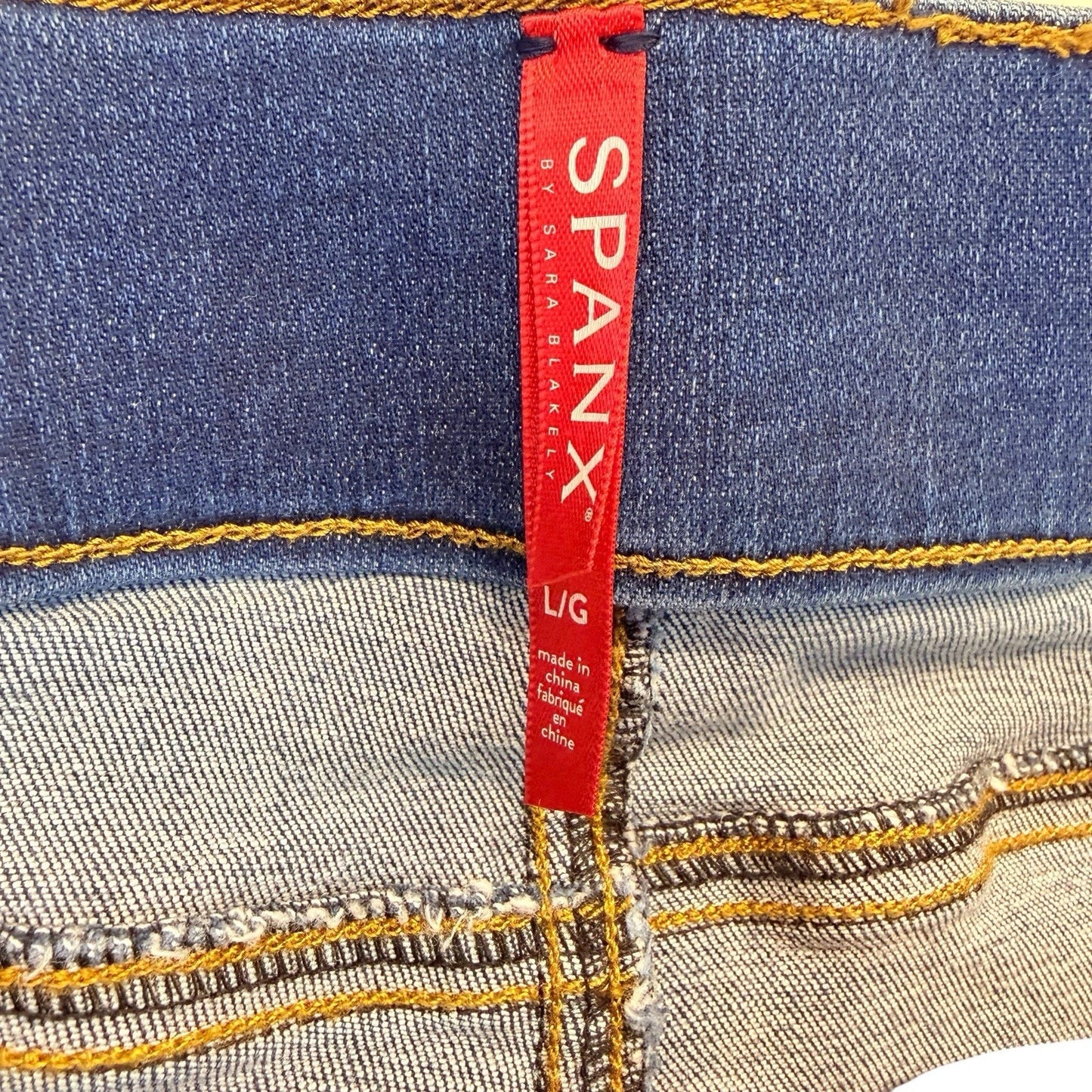 SPANX Pull On Skinny Jeans Blue Stretch Shaping Size Large NWT Women's