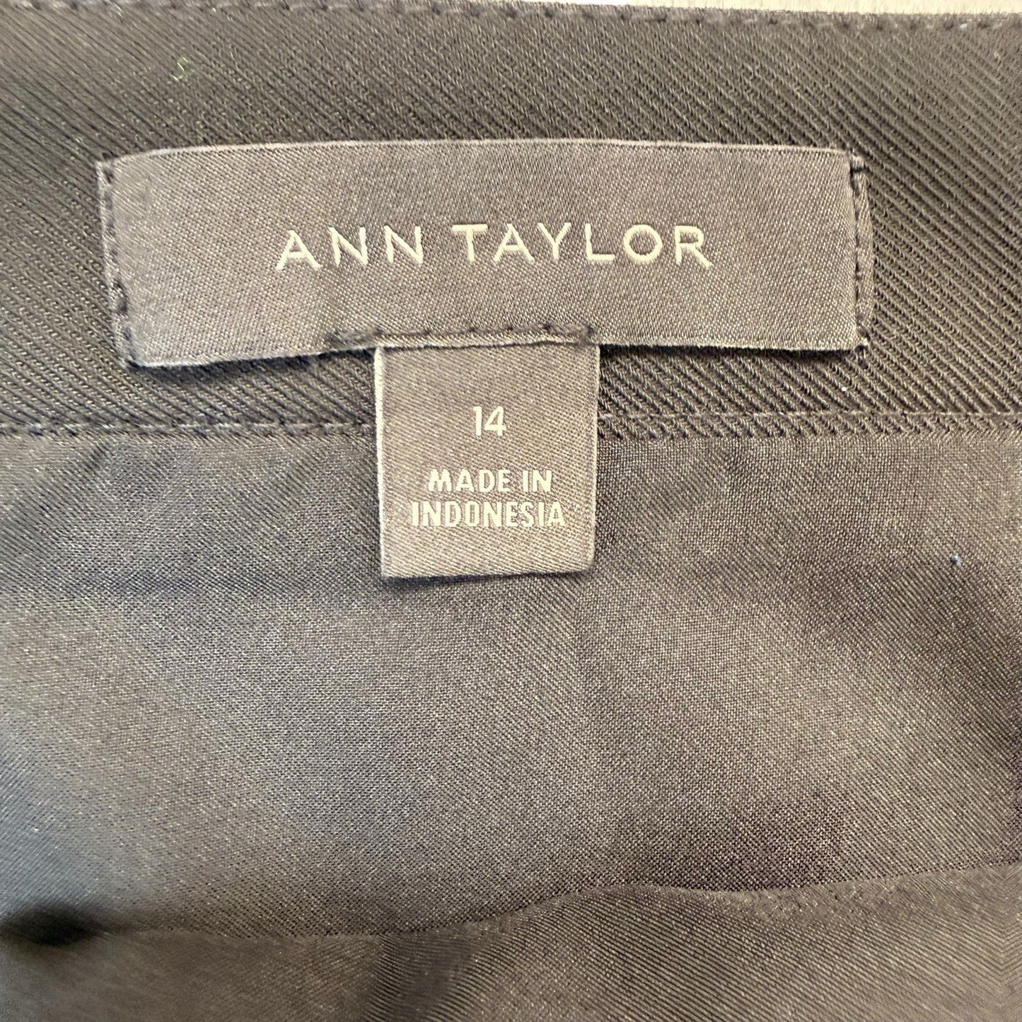 Ann Taylor Black Blazer & Skirt Suit, Set Women’s Size 14 Career Work Set