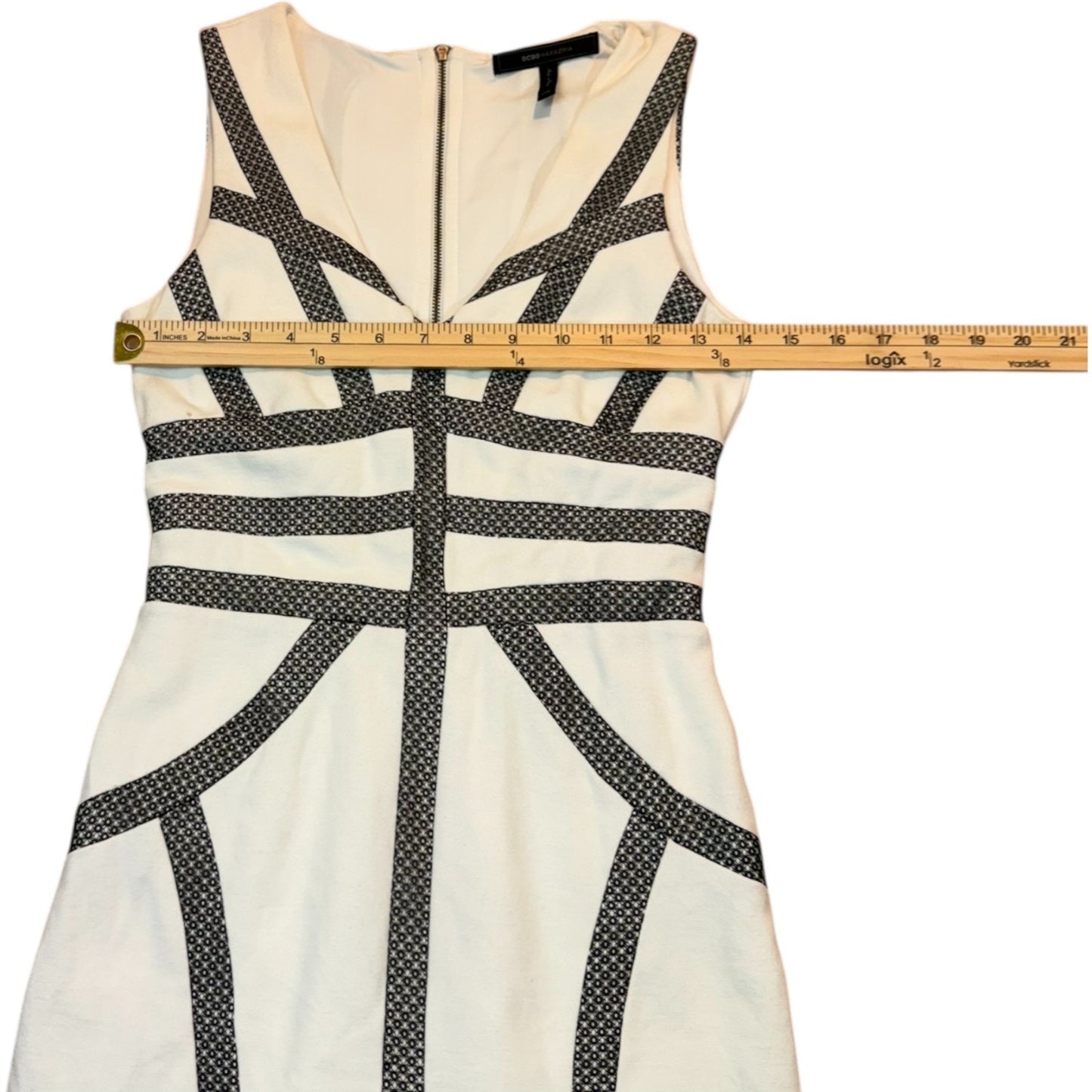 BCBGMAXAZRIA Women's Size XXS Black & White White V-Neck Sleeveless Sheath Dress