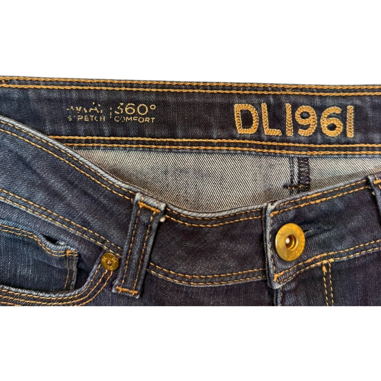 DL1961 Angel Bootcut Women’s Size 27 Dark Wash Stretch Jeans Made in USA