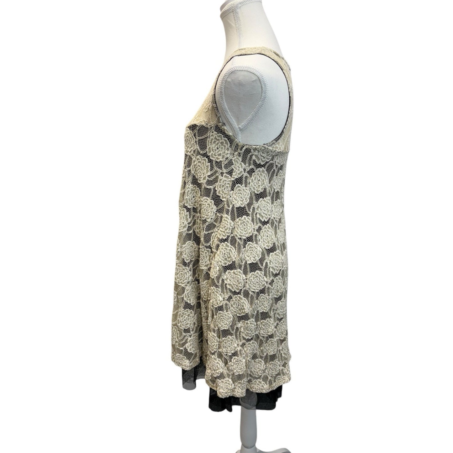Hazel Ivory Lace Lined Stunning Dress Size Small Knee Length Women's