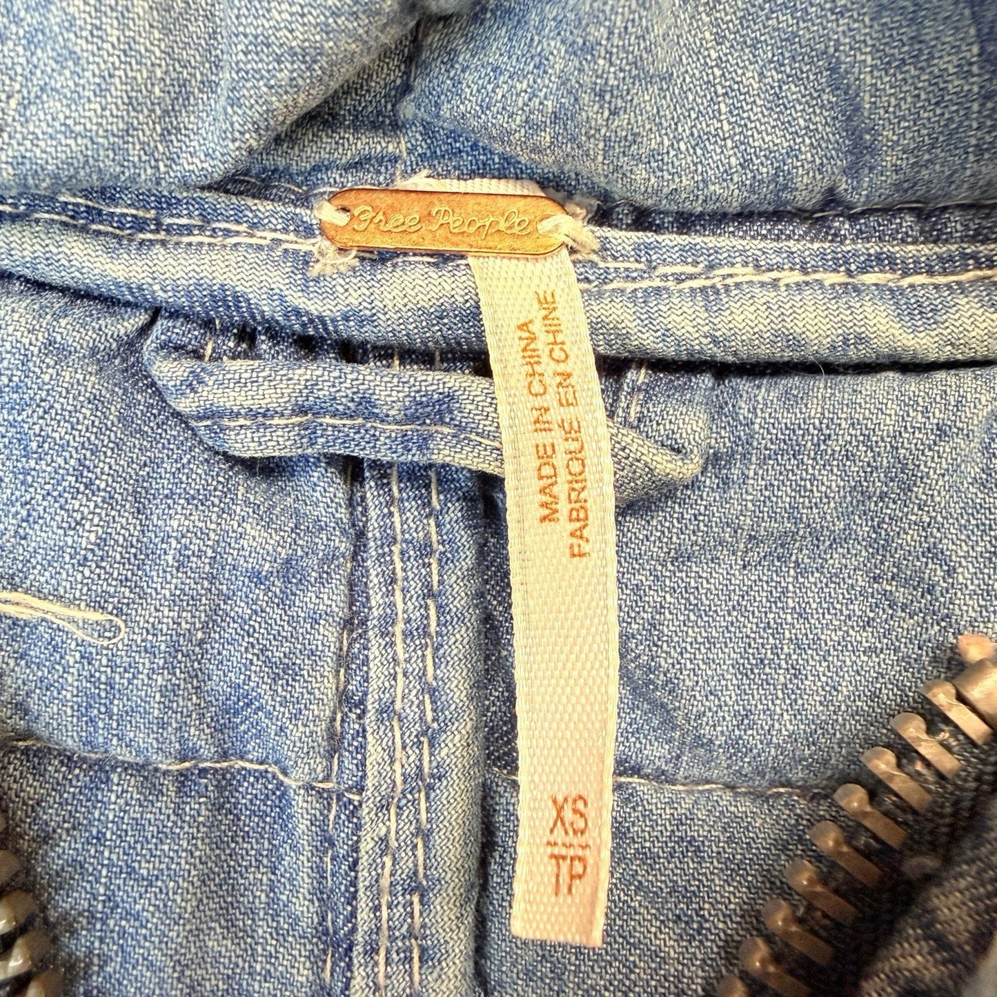 Free People Quilted Denim Jacket XS Blue Zip Up Lightweight Cotton Women's