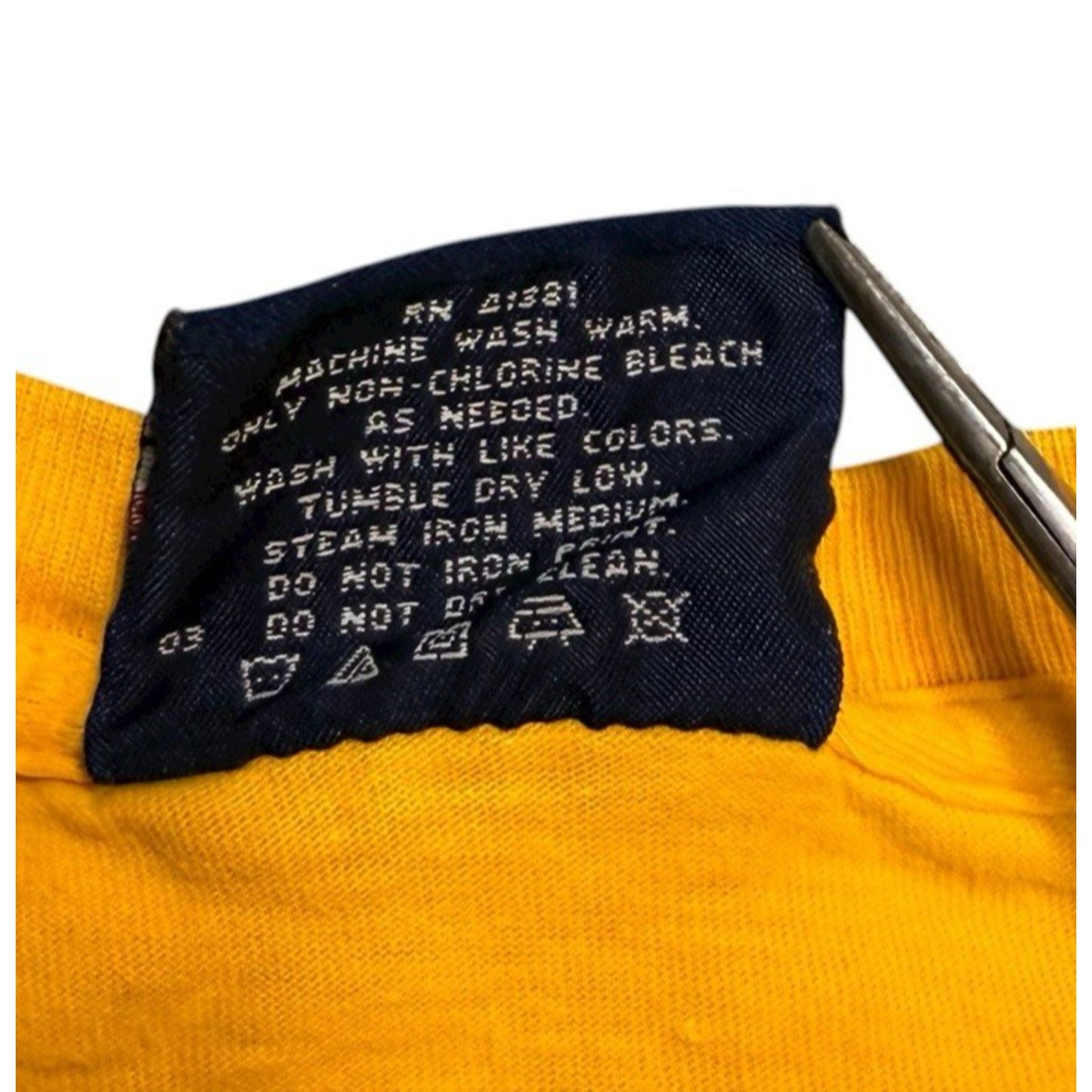 Vintage Polo Sport Ralph Lauren USA Flag T-Shirt Men’s Large Yellow 90s Made USA
