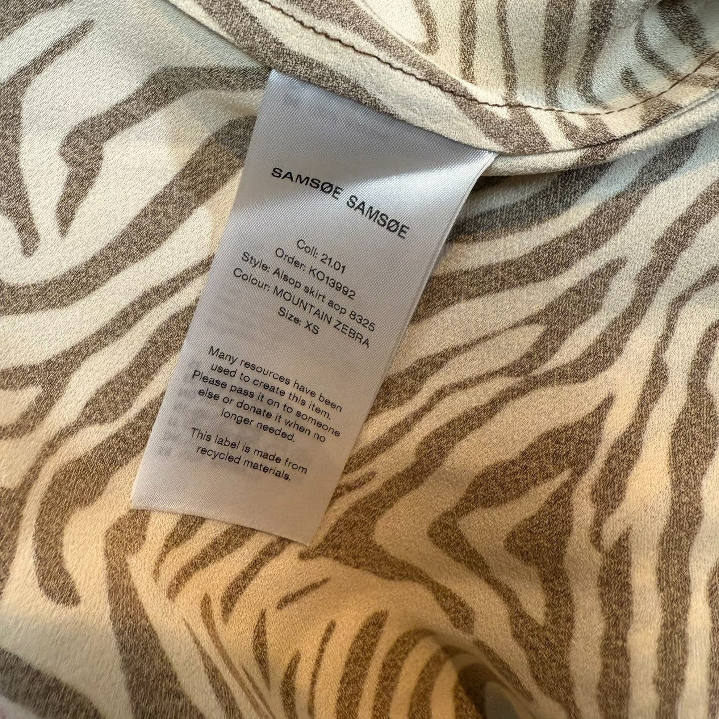 NEW Samsoe Samsoe Women's Size XS Mountain Zebra Alsop Pulll-On Elastic Skirt