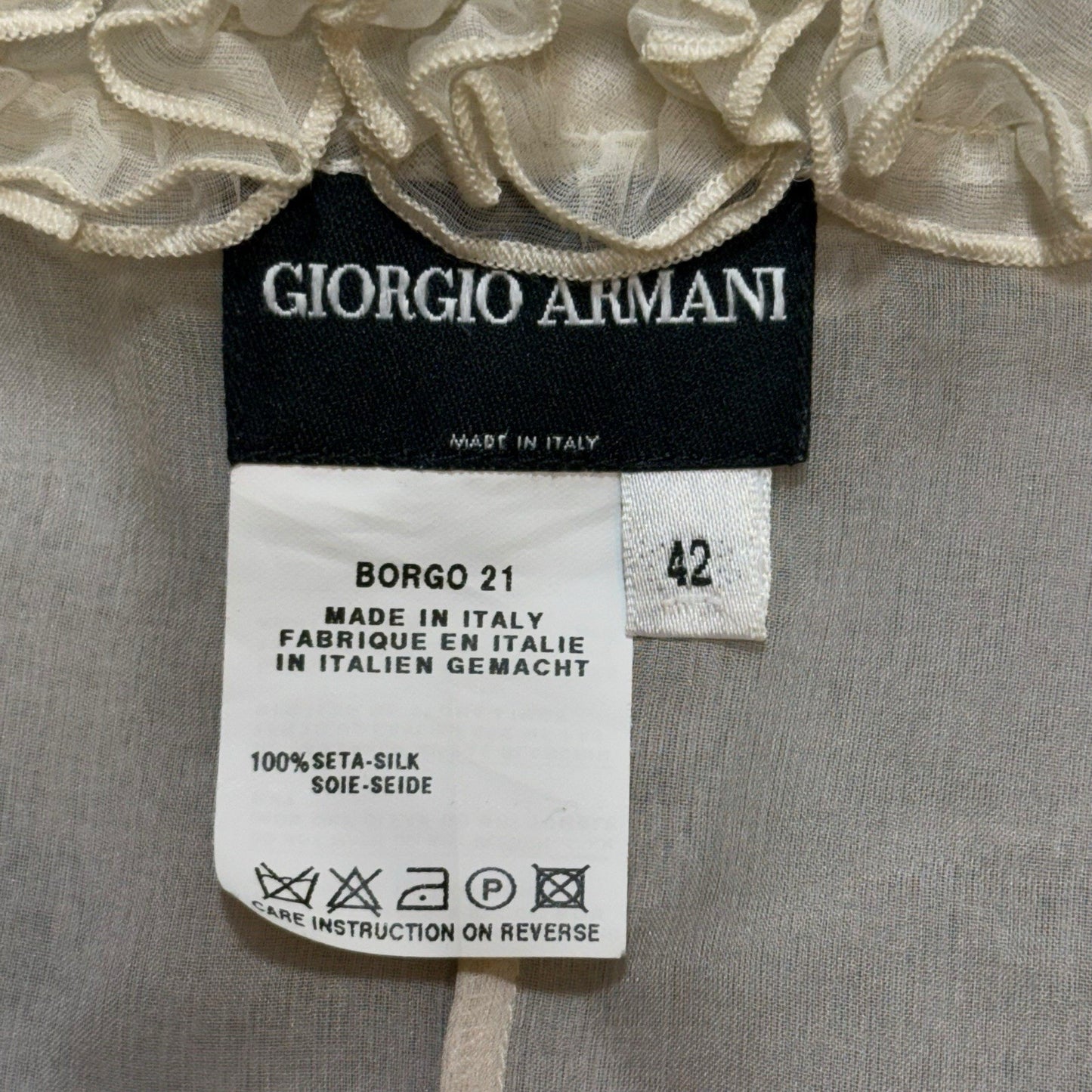 Giorgio Armani Women’s Size 42 Cream Ruffle Sheer Short Sleeve Blouse Top