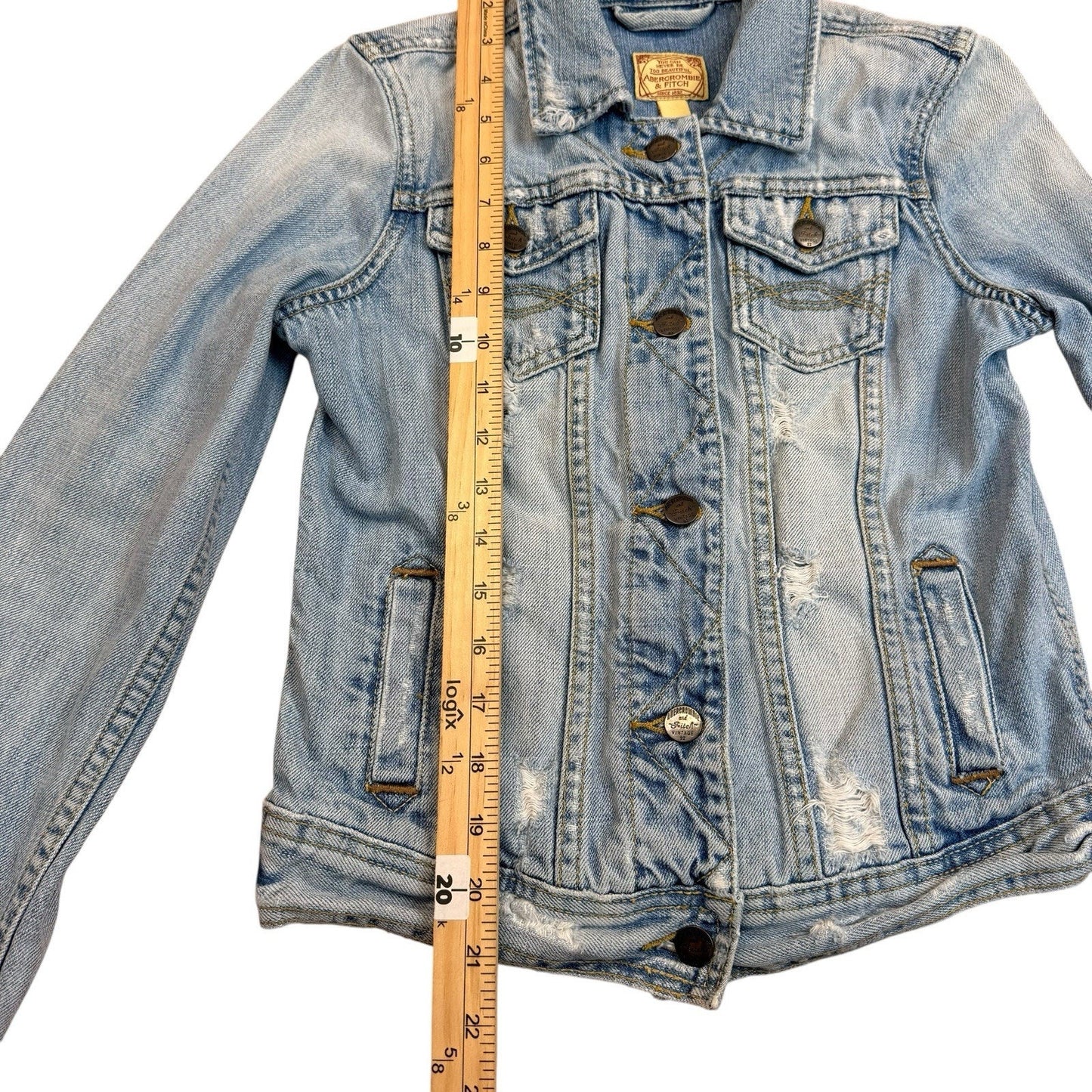 Levi’s Light Wash Denim Trucker Jacket Women’s Size S