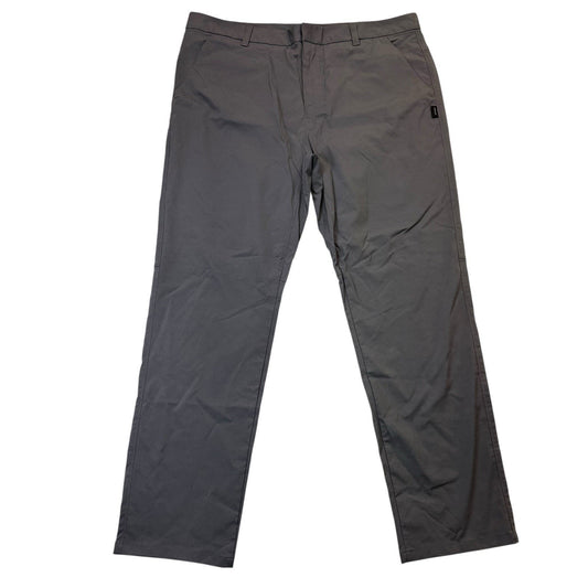 Oakley Men’s 36x30 Gray Performance Pants Regular Fit Outdoor Golf NEW