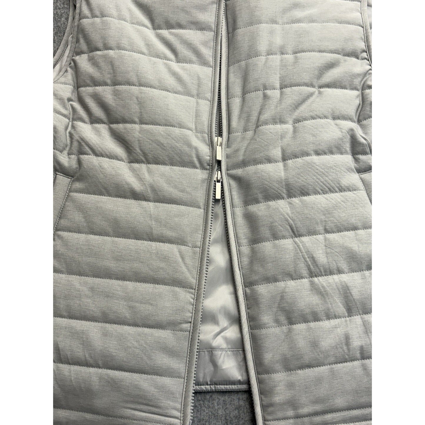 NWT Alfani Men's Stylish Heathered Quilted Zip Stand-Collar Gray Silver Size XL Vest