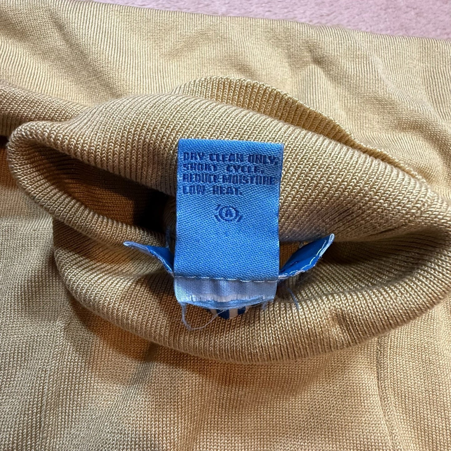Y2K Doncaster Sport Beige Silk Women's Turtleneck Long Sleeve Blouse Top Size S