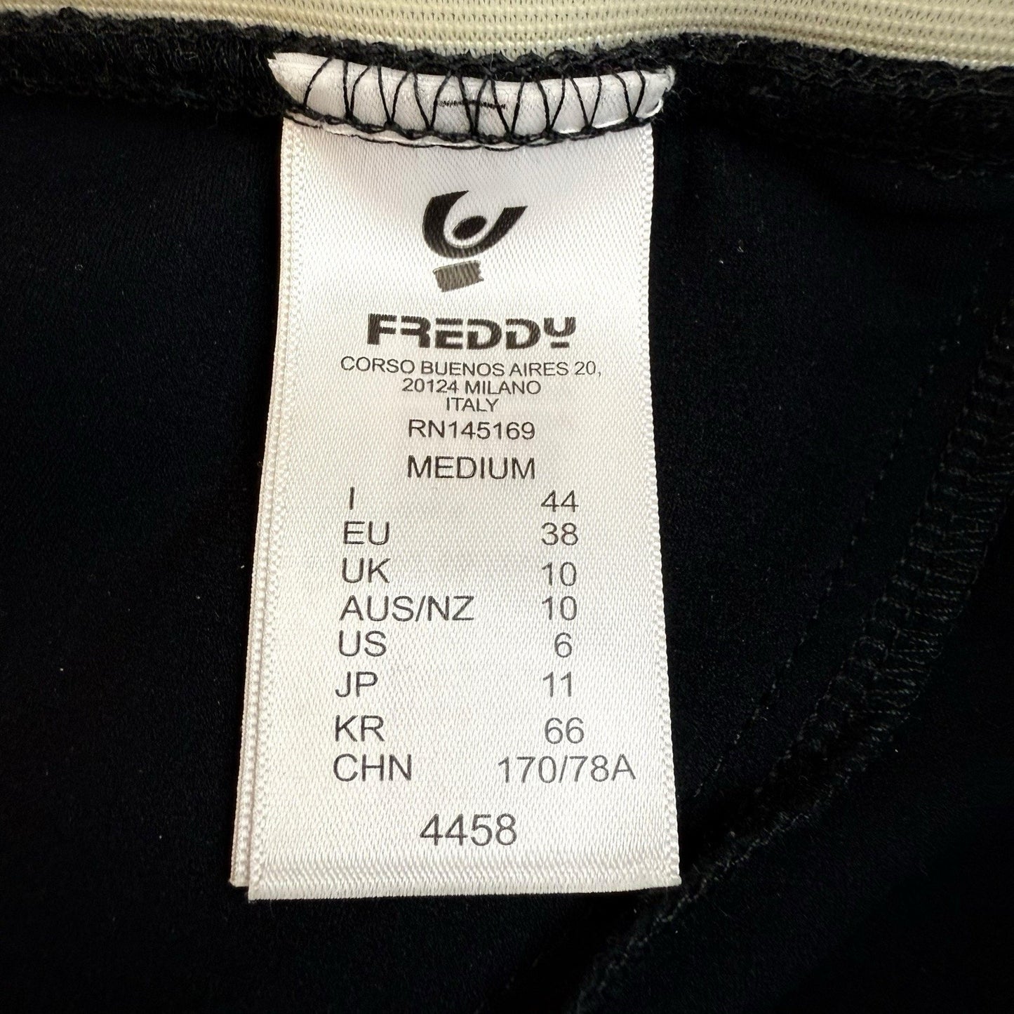 Freddy WR.UP Black Shaping Pants Women's Medium NWT D.I.W.O Pro Stretch