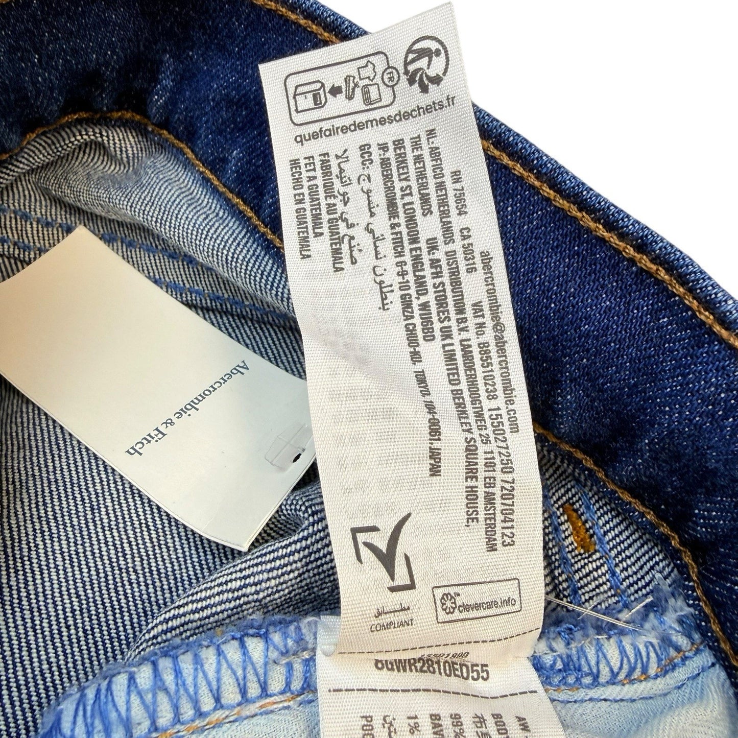 NWT Abercrombie & Fitch Curve Love 90s Straight Jeans Women's 32 Long Mid Rise Y2K