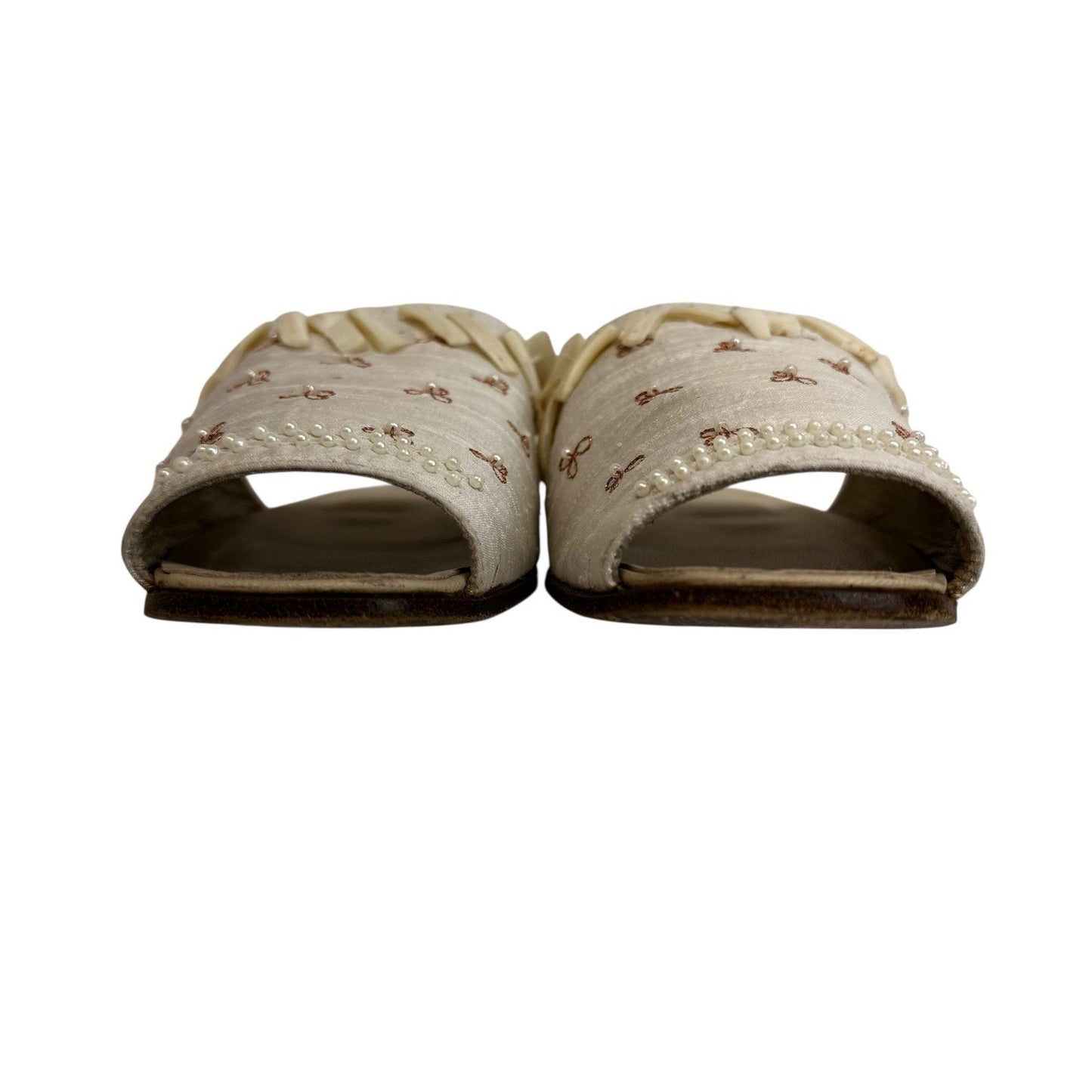 HENRY BEGUELIN Handcrafted Ivory Silk Embroidered Shoes Women’s EU 36.5 (US 6.5)