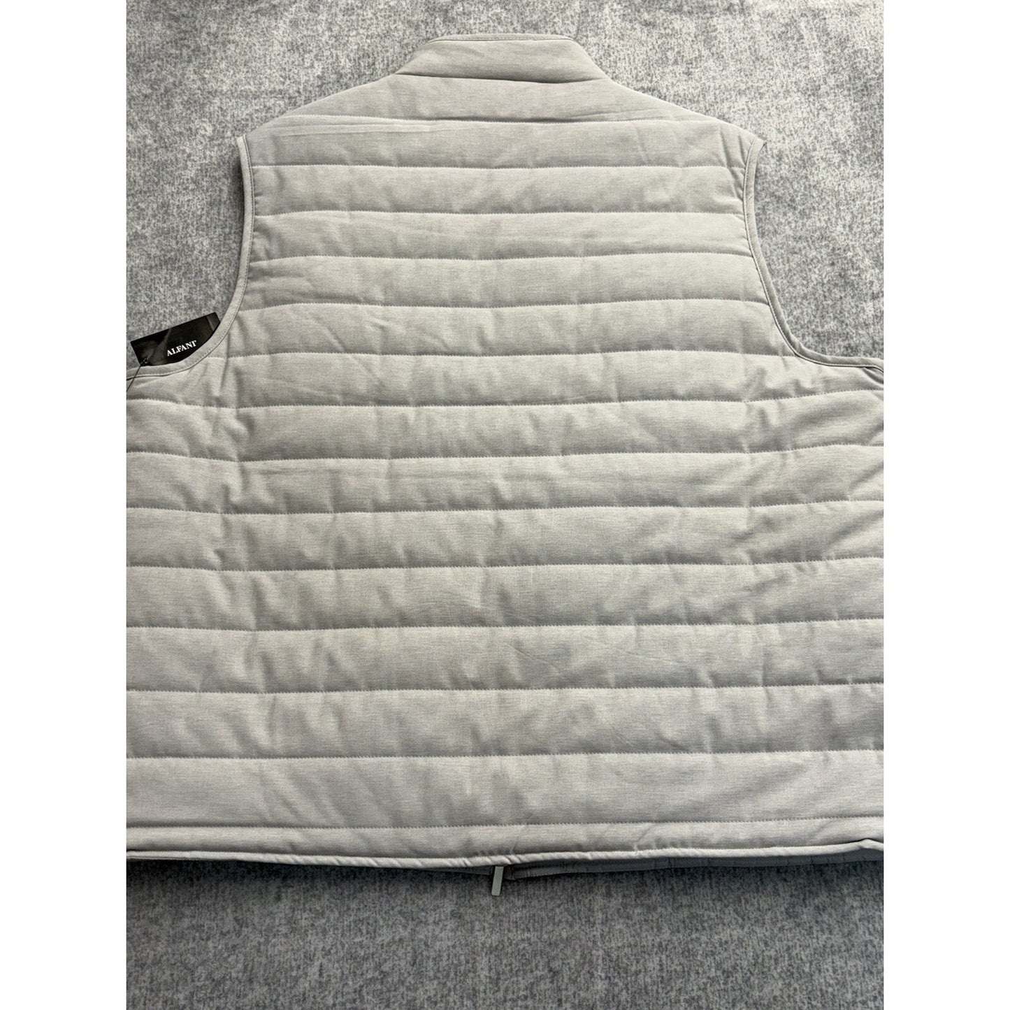 NWT Alfani Men's Stylish Heathered Quilted Vest Zip Stand-Collar Gray Silver Size 2XL